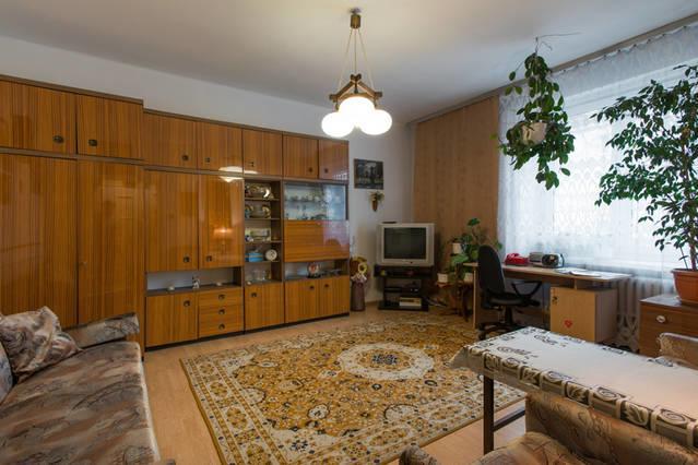 Feel The Old Socialist Style Apartment Cracovie Extérieur photo